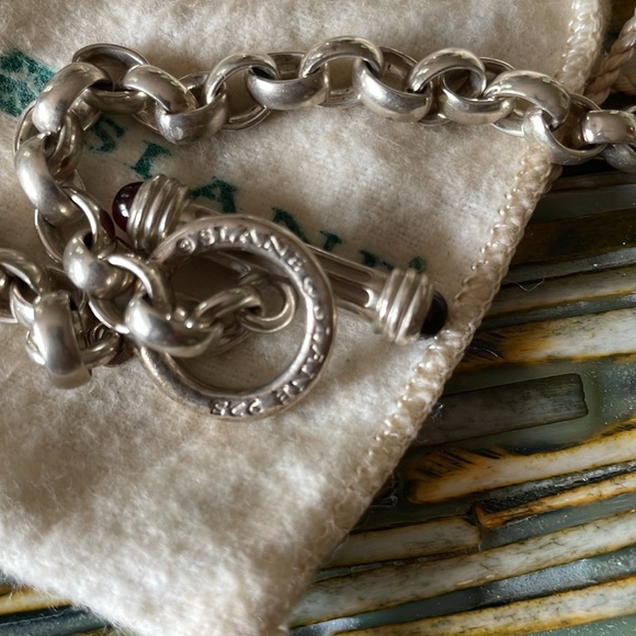 Slane Slane Garnet and Sterling Silver 16” toggle necklace - Picture 2 of 3